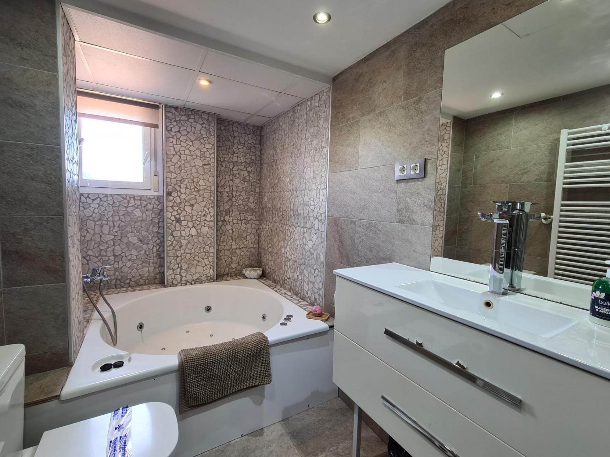 Dos Torres Ribera Play & Relax Con Jacuzzi Y Cine Apartman Zaragoza Kültér fotó
